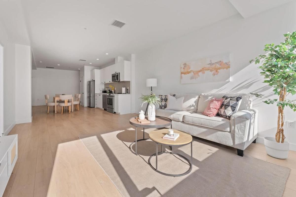 Charming 1 Bedroom La Retreat *